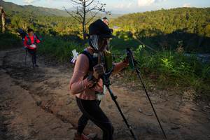 BIB: 
                            <button type="button" onclick="openModal(19342609)" class="btn btn-primary btn-sm float-right btn-popup" data-toggle="modal" data-target=".modal-high-quality">
                        <i class="fas fa-shopping-cart"></i> Add to Cart
                    </button>
                                            <button type="button" onclick="isThisMe(19342609, true)" class="btn btn-success btn-sm float-right btn-popup btn-isme hidden" data-toggle="tooltip" data-placement="bottom" title="นี่คือรูปของคุณใช่ไหม คลิกที่นี่เพื่อเอาเข้าอัลบั้ม">
                        <i class="fas fa-plus"></i> Add to album
                    </button>
                    <button type="button" onclick="isThisMe(19342609, false)" class="btn btn-warning btn-sm float-right btn-popup btn-isnotme hidden">
                        <i class="fas fa-ban"></i> Remove from album
                    </button>